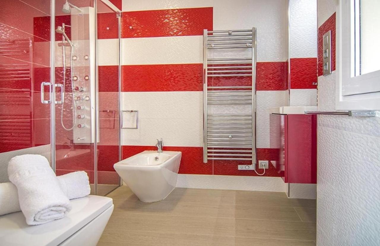 Guzman - Lajoya Apartment *